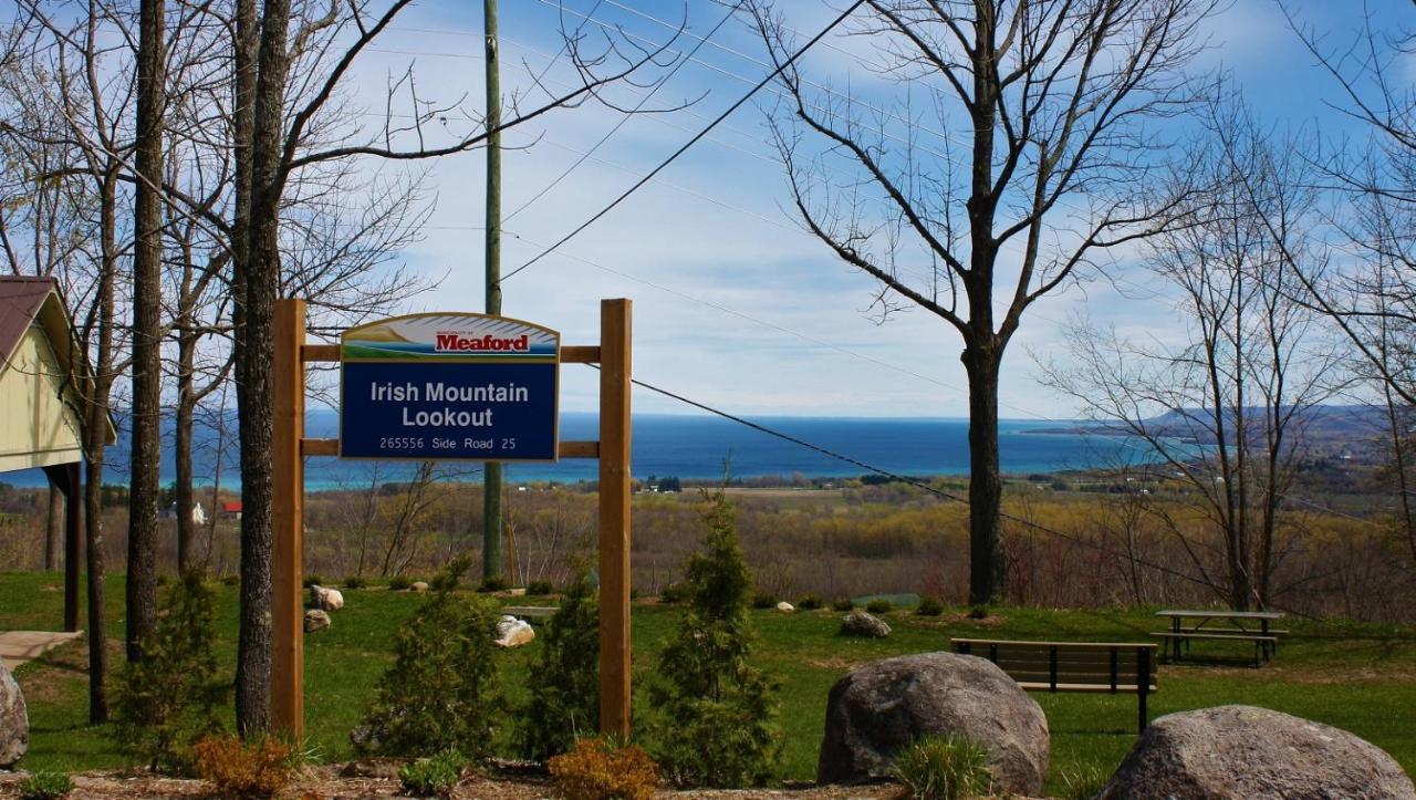 Irish Mountain Suites Meaford Ngoại thất bức ảnh